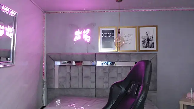 Cute Martina v online show from 11/24/25, 08:09