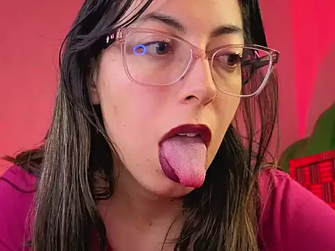 zylla storn online show from 12/19/25, 08:27