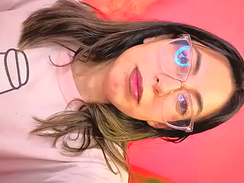 zylla storn online show from 12/17/25, 08:19