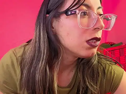 zylla storn online show from 12/16/25, 08:18