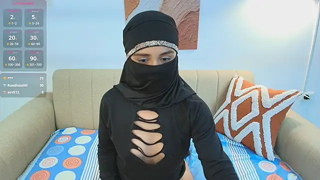 Lailaa lush online show from 11/13/25, 08:18