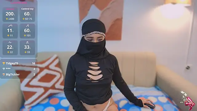 Lailaa lush online show from 11/22/25, 07:18