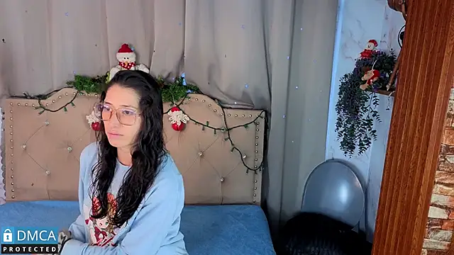 Snapshot of eva_delight_ chatting on 11/25/25, 11:10 eva delight online show from 11/25/25, 11:10