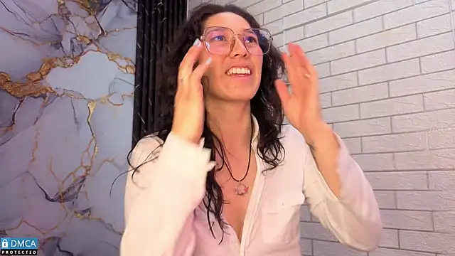 eva delight  online show from 03/29/26, 12:07