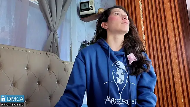 eva delight  online show from 01/14/26, 11:14