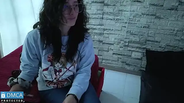 eva delight  online show from 05/05/26, 02:09