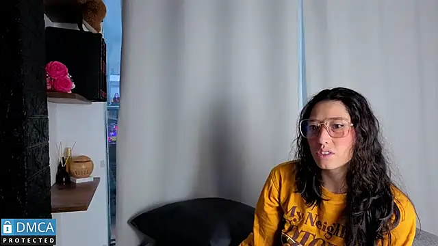 eva delight  online show from 03/13/26, 11:15