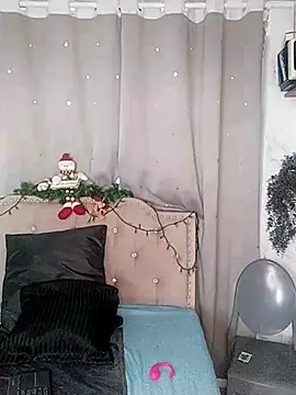 Snapshot of eva_delight_ chatting on 11/24/25, 11:10 eva delight online show from 11/24/25, 11:10