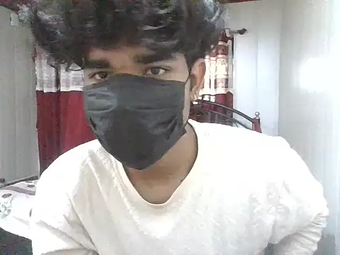 Snapshot of kriZ08 chatting on 05/08/26, 11:03 kriZ08 online show from 05/08/26, 11:03