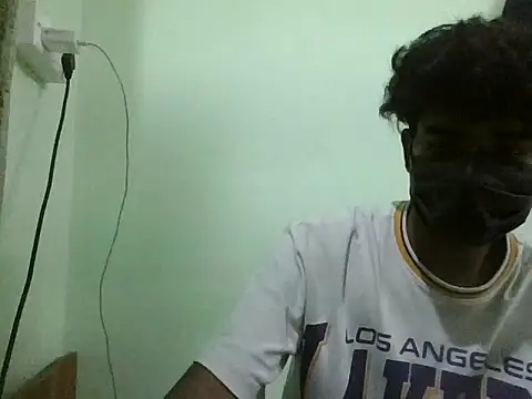 Snapshot of kriZ08 chatting on 04/02/26, 03:51 kriZ08 online show from 04/02/26, 03:51