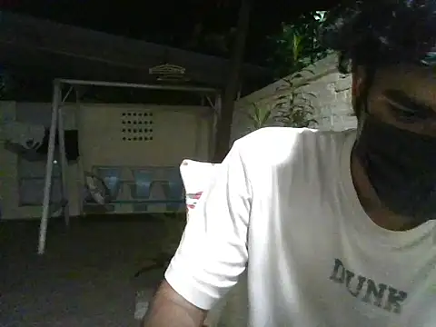 Snapshot of kriZ08 chatting on 05/17/26, 07:25 kriZ08 online show from 05/17/26, 07:25