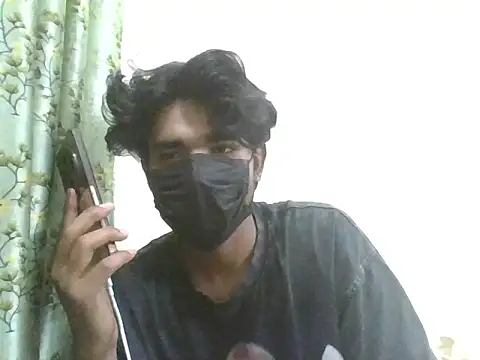 Snapshot of kriZ08 chatting on 05/29/26, 03:51 kriZ08 online show from 05/29/26, 03:51