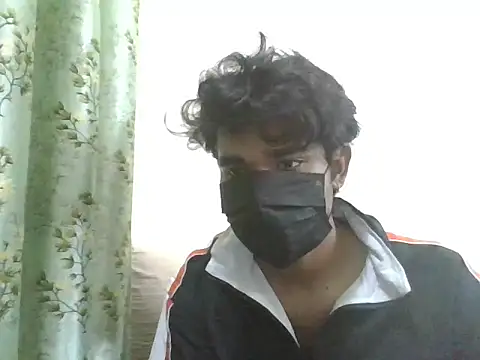 Snapshot of kriZ08 chatting on 05/22/26, 10:46 kriZ08 online show from 05/22/26, 10:46