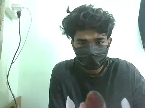 Snapshot of kriZ08 chatting on 04/07/26, 03:52 kriZ08 online show from 04/07/26, 03:52