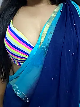 Snapshot of soni_soni99 chatting on 10/25/25, 06:12 soni soni99 online show from 10/25/25, 06:12