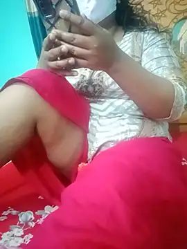 Snapshot of Nupur-00 chatting on 07/21/26, 01:23 Nupur-00 online show from 07/21/26, 01:23