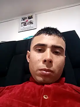 Snapshot of robinhd1234 chatting on 02/05/26, 03:19 robinhd1234 online show from 02/05/26, 03:19