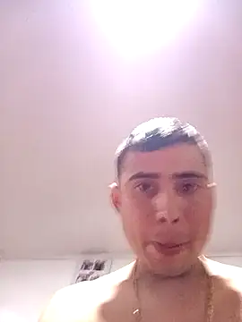 Snapshot of robinhd1234 chatting on 04/13/26, 04:33 robinhd1234 online show from 04/13/26, 04:33