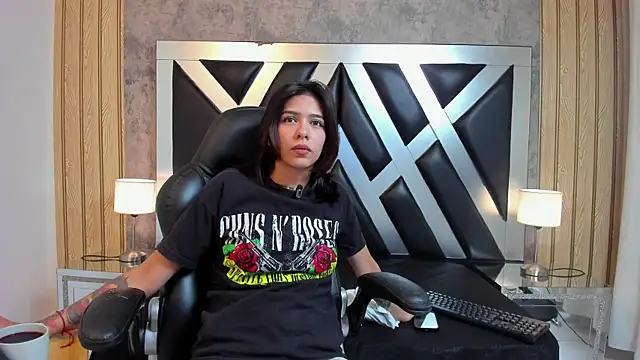 CloePerson online show from 01/06/26, 03:49