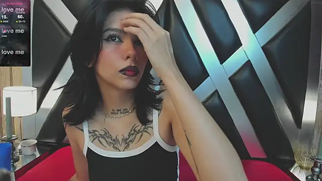 CloePerson online show from 03/29/26, 07:15