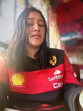 Snapshot of _Nalaa chatting on 11/07/25, 12:31 Nalaa online show from 11/07/25, 12:31