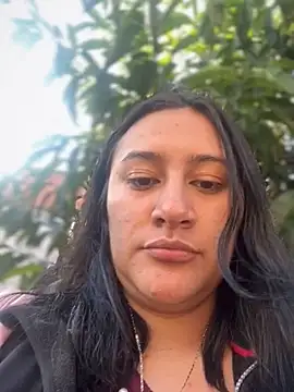 Snapshot of _Nalaa chatting on 11/08/25, 12:20 Nalaa online show from 11/08/25, 12:20