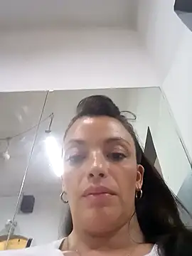 Paulita2027 online show from 10/24/25, 07:02