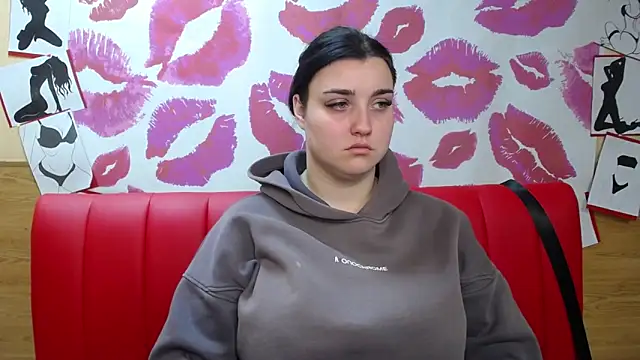 ScarletCargo online show from 11/18/25, 06:06