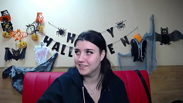 ScarletCargo online show from 11/06/25, 06:01