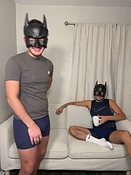 dylan-jacob12 online show from 11/05/25, 02:47