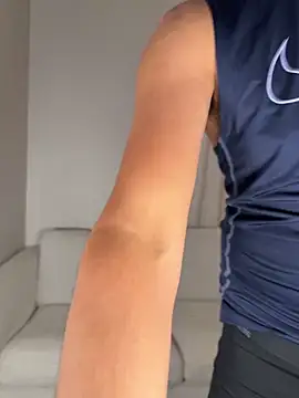 dylan-jacob12 online show from 11/17/25, 03:10