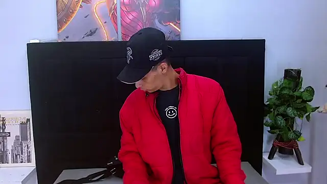 wiltom  online show from 12/16/25, 07:18