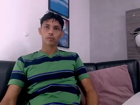 wiltom  online show from 11/10/25, 04:17