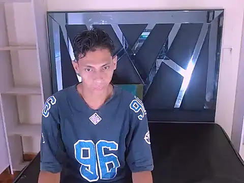 wiltom  online show from 10/31/25, 12:24