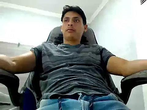 wiltom  online show from 11/22/25, 03:27