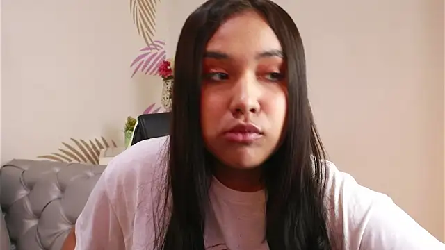 Isabelle Lane online show from 02/12/26, 12:38