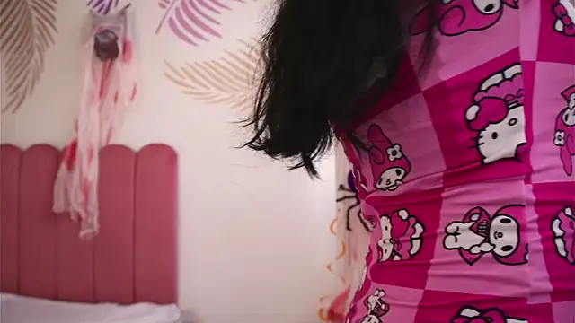 Snapshot of Isabelle_Lane chatting on 10/31/25, 12:46 Isabelle Lane online show from 10/31/25, 12:46