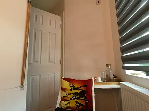 rosie-hipstergal online show from 02/23/26, 03:12