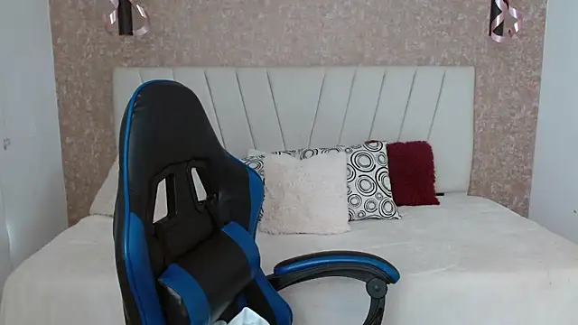 AliceSmity  online show from 12/16/25, 05:50