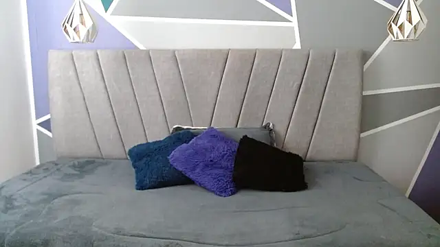 AliceSmity  online show from 04/15/26, 11:59