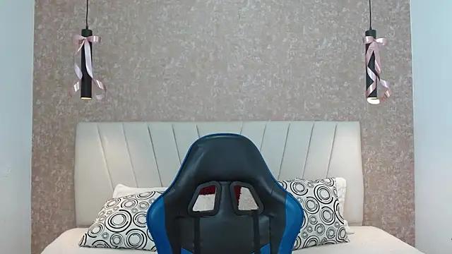 AliceSmity  online show from 01/05/26, 05:38