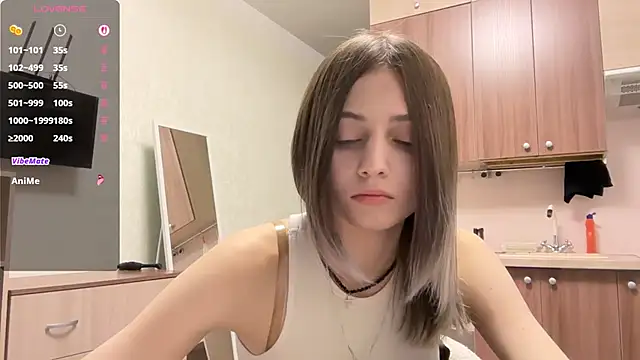 AidaGloshen online show from 11/12/25, 04:33