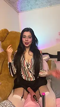 wetbyAlice online show from 11/18/25, 12:48