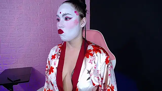 Dominic Queen1 online show from 11/12/25, 01:15