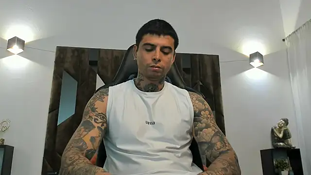 MATEO DILUCA online show from 12/02/25, 10:17