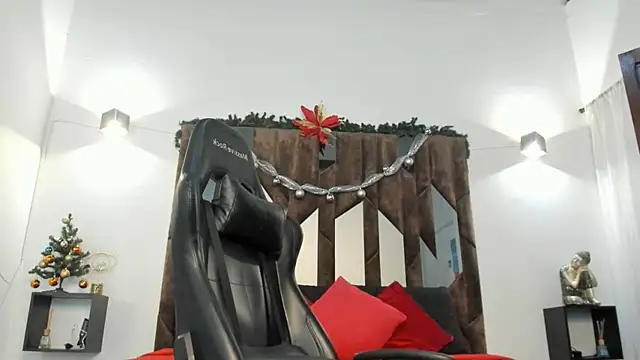 MATEO DILUCA online show from 12/03/25, 10:14