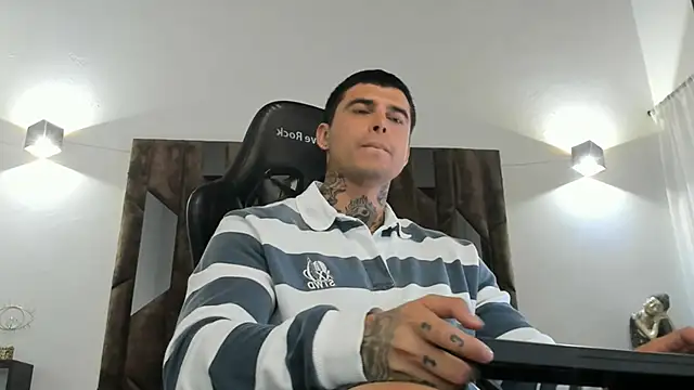 MATEO DILUCA online show from 11/28/25, 07:25