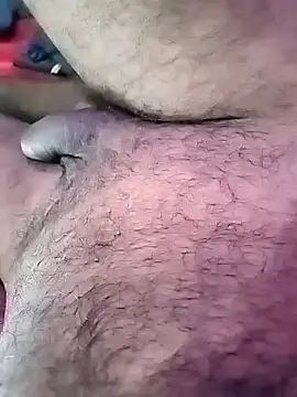 desicoupleNoon online show from 11/09/25, 07:56