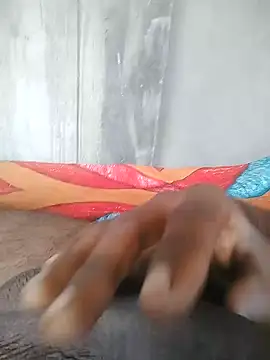 Snapshot of desicoupleNoon chatting on 10/28/25, 07:51 desicoupleNoon online show from 10/28/25, 07:51