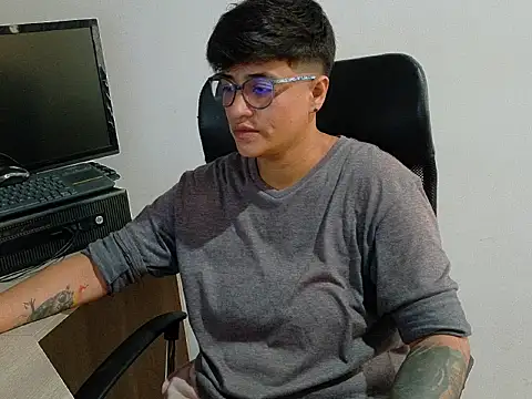 zarek boston online show from 12/17/25, 11:26